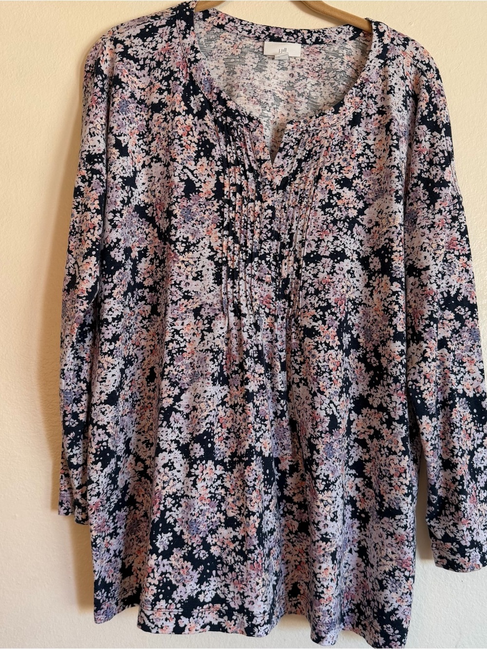 J Jill Women's Navy Floral Pintuck Tunic Top